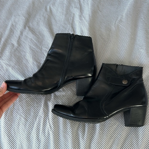 Lodi made in Spain 🇪🇸 full leather shoes size EU 38 Shoes are 100% leather - Picture 2 of 6